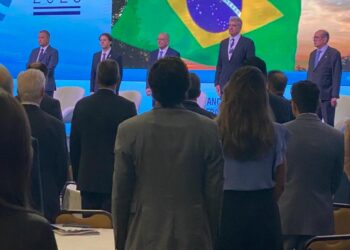 ABAR participa de fórum da ABDIB