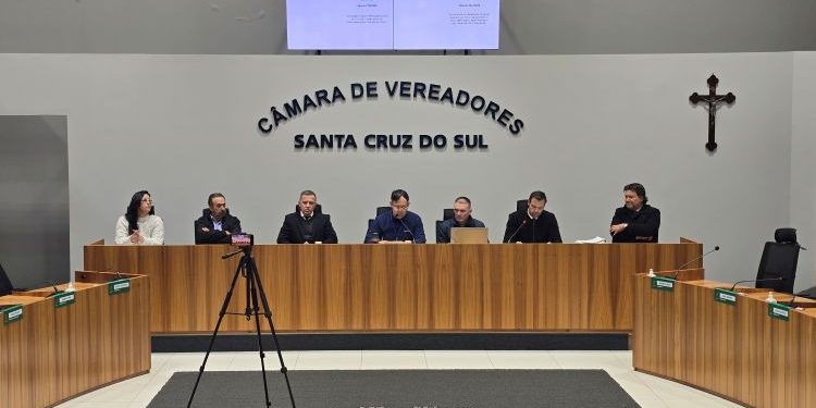 AGERST analisa conformidade de aditivo contratual com o leilão de desestatização da Corsan